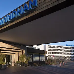Wyndham Stuttgart Airport Messe Otel